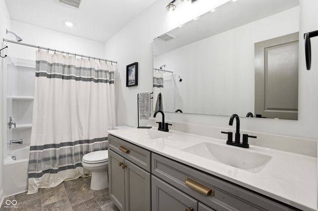 7450 Leatherwood Drive, Indianapolis, IN 46259