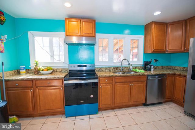 101 BROOKES AVE, Gaithersburg, MD 20877