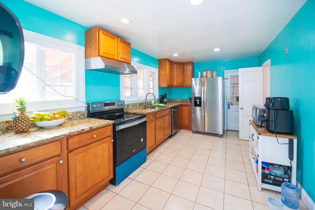 101 BROOKES AVE, Gaithersburg, MD 20877