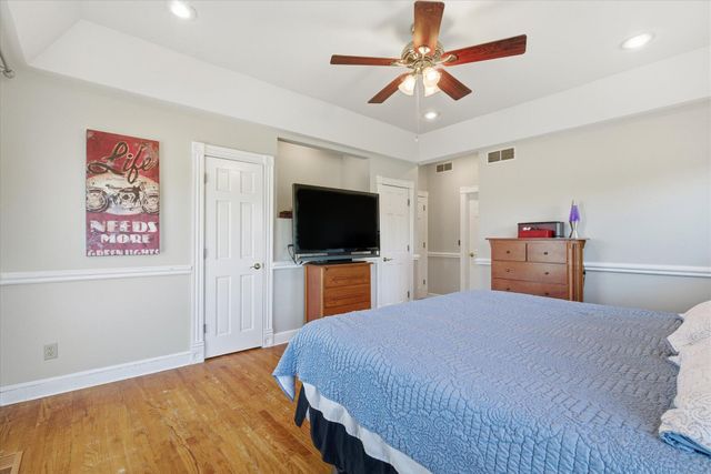 14640 N RICKETTS RD, Hallsville, MO 65255