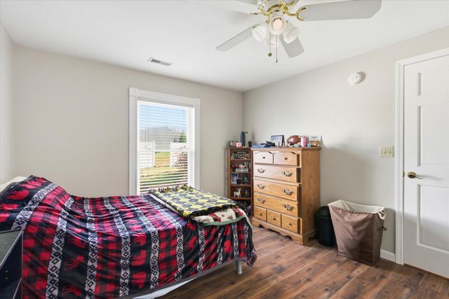 14640 N RICKETTS RD, Hallsville, MO 65255