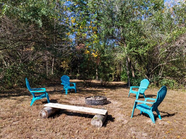 14640 N RICKETTS RD, Hallsville, MO 65255