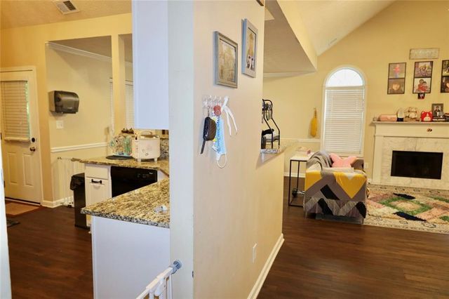 876 Ashton Oak Circle, Stone Mountain, GA 30083