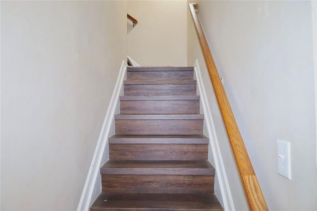 876 Ashton Oak Circle, Stone Mountain, GA 30083