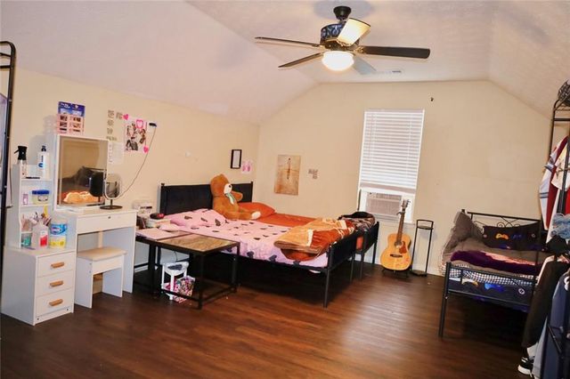 876 Ashton Oak Circle, Stone Mountain, GA 30083