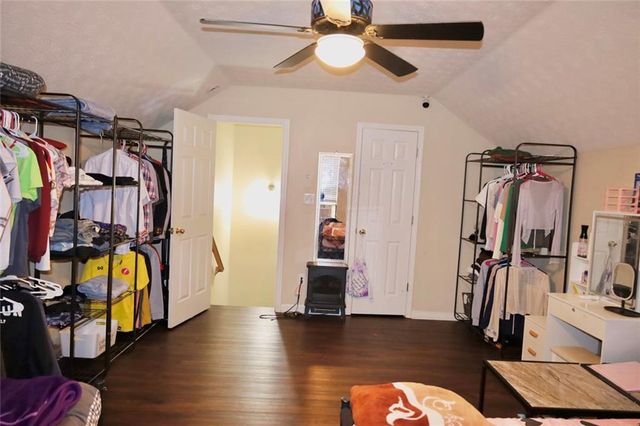 876 Ashton Oak Circle, Stone Mountain, GA 30083