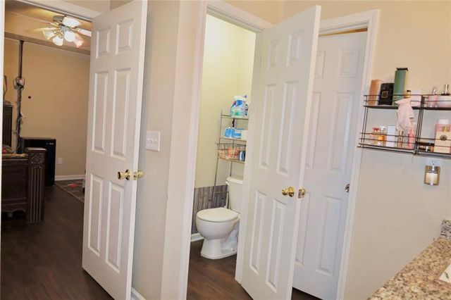 876 Ashton Oak Circle, Stone Mountain, GA 30083