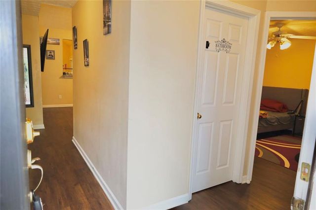 876 Ashton Oak Circle, Stone Mountain, GA 30083