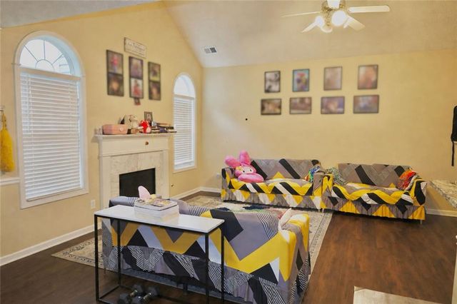876 Ashton Oak Circle, Stone Mountain, GA 30083