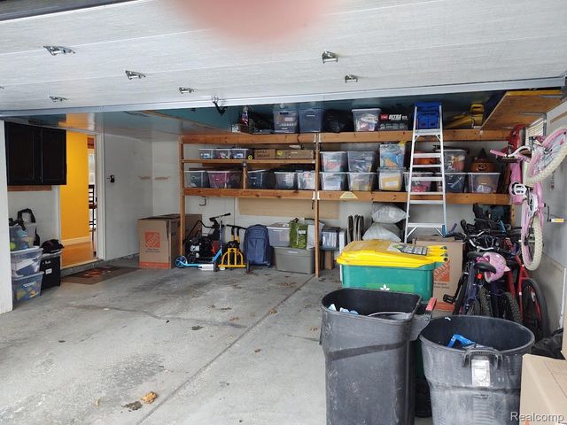 1432 Pond View Court, Wixom, MI 48393