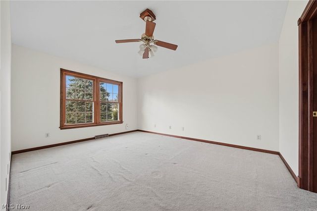 5271 Dolores Street SW, Canton, OH 44706