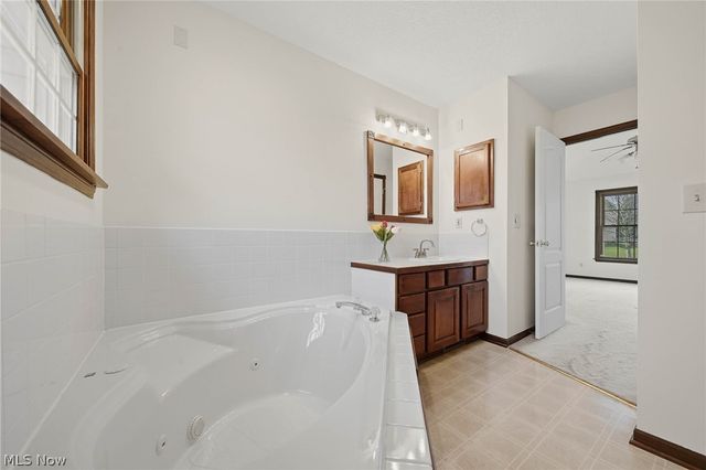 5271 Dolores Street SW, Canton, OH 44706