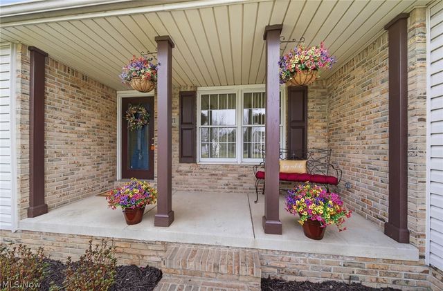 5271 Dolores Street SW, Canton, OH 44706