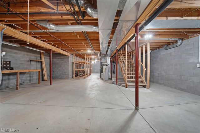 5271 Dolores Street SW, Canton, OH 44706