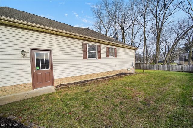 5271 Dolores Street SW, Canton, OH 44706