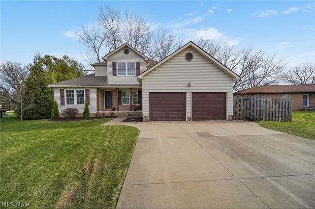 5271 Dolores Street SW, Canton, OH 44706