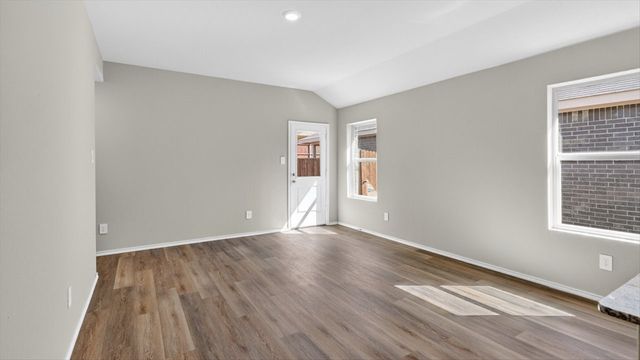 1621 TIN ROOF Road, Denton, TX 76249