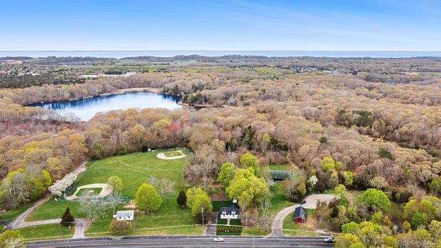 5075 Main Road, Laurel, NY 11948