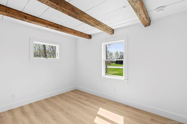 5075 Main Road, Laurel, NY 11948