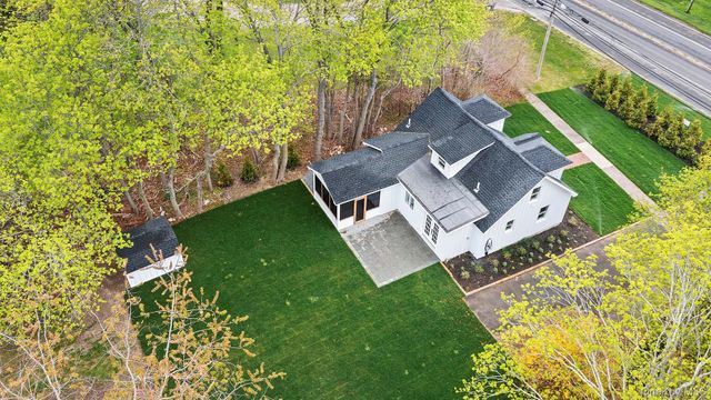 5075 Main Road, Laurel, NY 11948