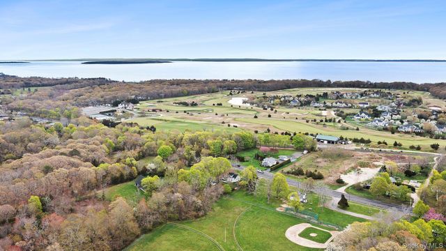 5075 Main Road, Laurel, NY 11948