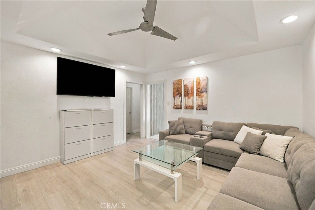 7339 Alabama Avenue, Canoga Park, CA 91303 — photo 4