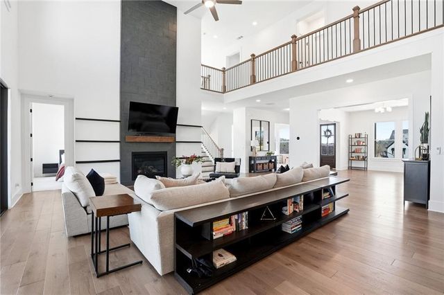 17105 River Overlook Drive, Roswell, GA 30075