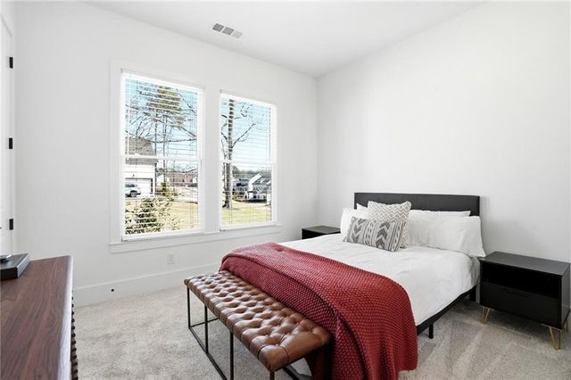 17105 River Overlook Drive, Roswell, GA 30075