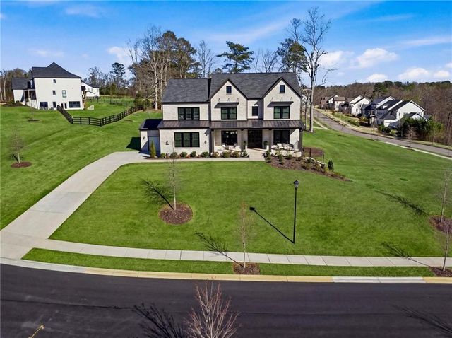 17105 River Overlook Drive, Roswell, GA 30075