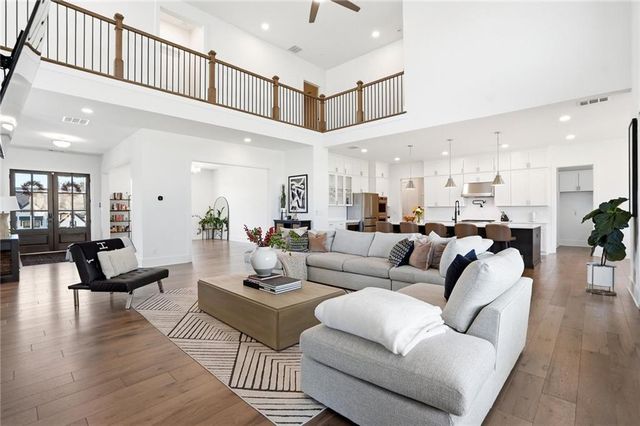 17105 River Overlook Drive, Roswell, GA 30075