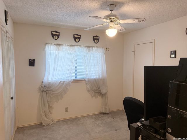 4031 WINTER SUNRISE DR, San Antonio, TX 78244