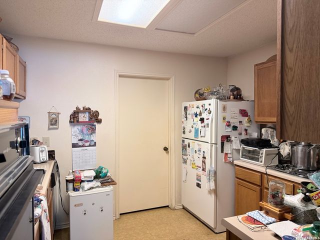 4031 WINTER SUNRISE DR, San Antonio, TX 78244