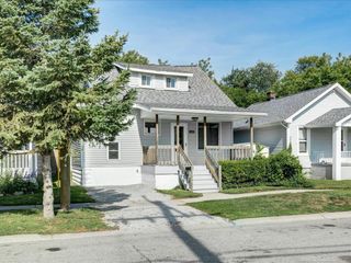 1523 11th Avenue, Port Huron, MI 48060