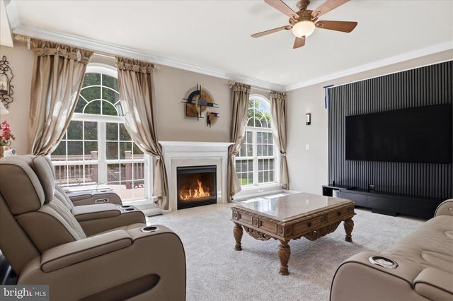 7689 PINEWILD RD, Seven Valleys, PA 17360
