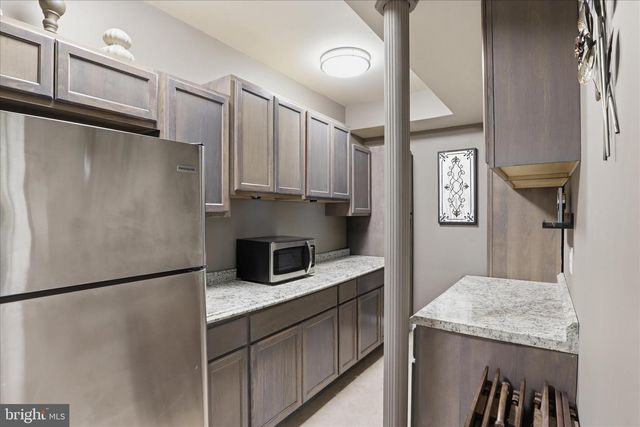 7689 PINEWILD RD, Seven Valleys, PA 17360