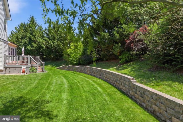 7689 PINEWILD RD, Seven Valleys, PA 17360