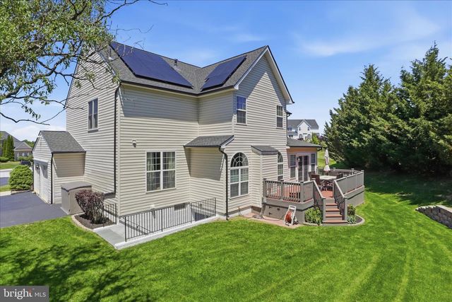 7689 PINEWILD RD, Seven Valleys, PA 17360