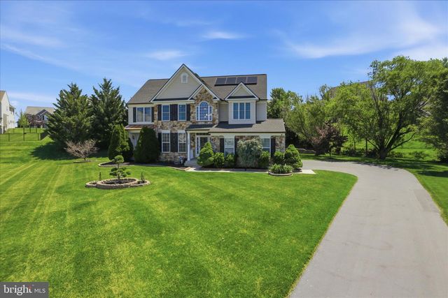 7689 PINEWILD RD, Seven Valleys, PA 17360