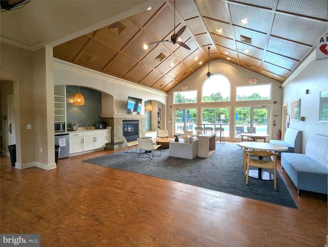 7689 PINEWILD RD, Seven Valleys, PA 17360