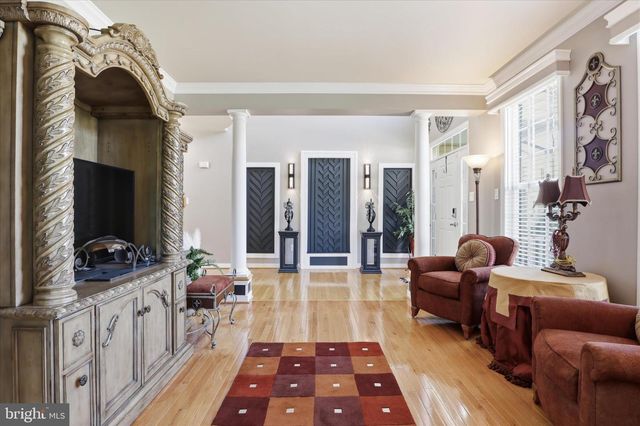 7689 PINEWILD RD, Seven Valleys, PA 17360