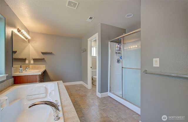 15202 NE 102nd Way, Vancouver, WA 98685