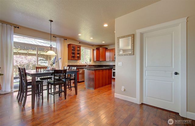 15202 NE 102nd Way, Vancouver, WA 98685