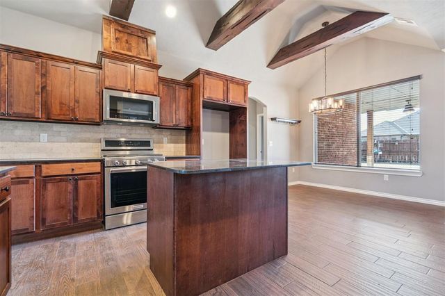 20644 Landmark Drive, Harrah, OK 73045