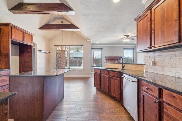 20644 Landmark Drive, Harrah, OK 73045