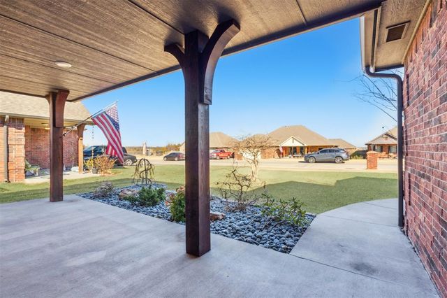 20644 Landmark Drive, Harrah, OK 73045