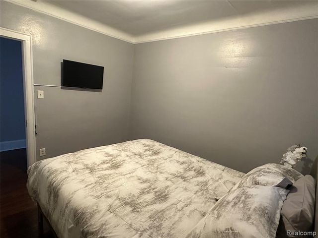 17566 Stoepel Street, Detroit, MI 48221