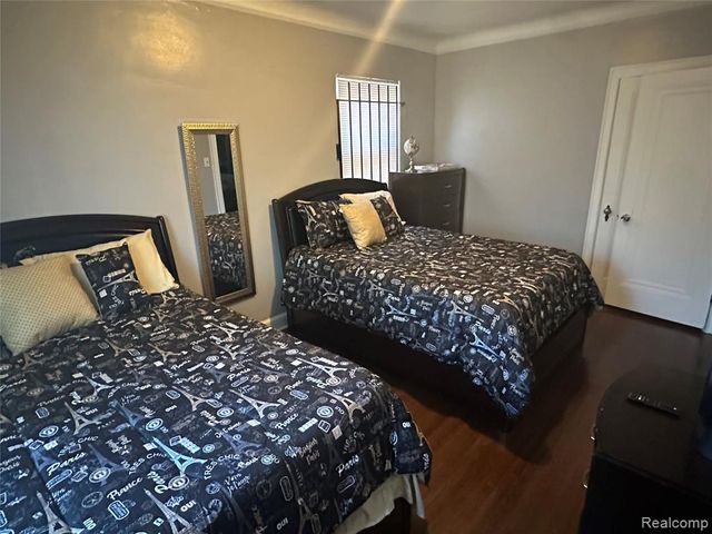 17566 Stoepel Street, Detroit, MI 48221