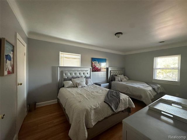 17566 Stoepel Street, Detroit, MI 48221