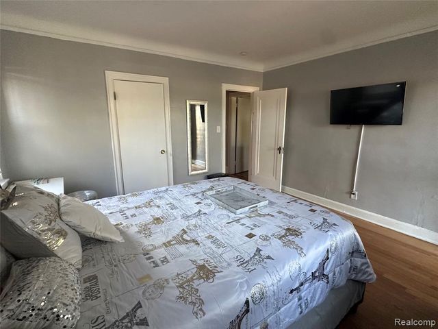 17566 Stoepel Street, Detroit, MI 48221