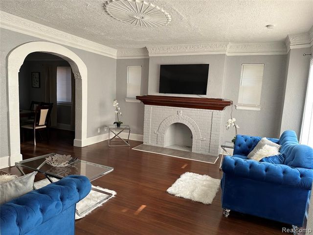 17566 Stoepel Street, Detroit, MI 48221